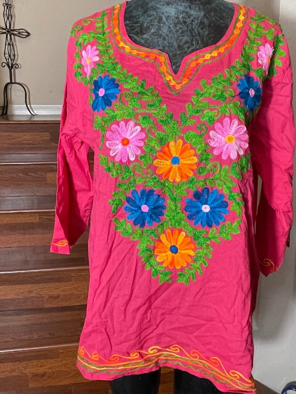 Star India Women's XXL Mexican Style Blouse Pink w/ Embroidered Flowers NEW